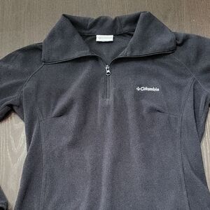 Columbia Medium Black Fleece Pullover